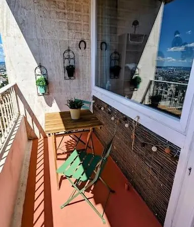 Ideal Sea View, Near Calanques &velodrome -parking * Marseille