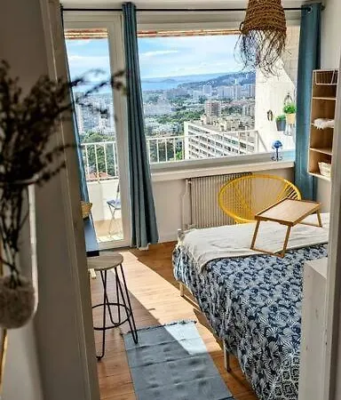 Ideal Sea View, Near Calanques &velodrome -parking Marseille